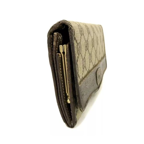 Authentic Gucci Brown Monogram Wallet - Picture 2 of 8
